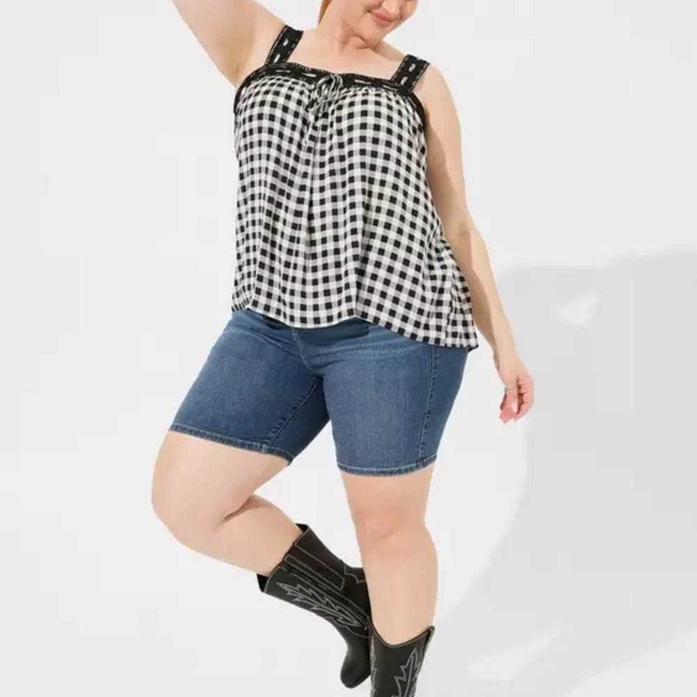 NWT Torrid Washable Gauze Crochet Lace Trim Tank A1 - Picture 2 of 5